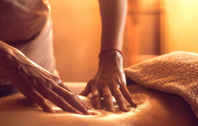 Układ nerwowy i mięśnie – jak działa organizm i jak wspierać go poprzez masaż